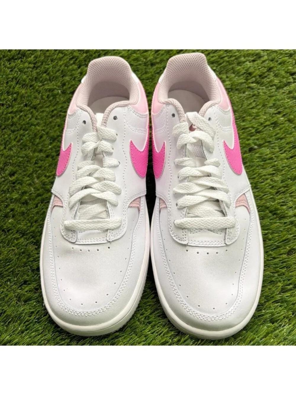 Nike Gamma Force Womens Size 8 White Pink Athletic Leather Shoes Sneakers